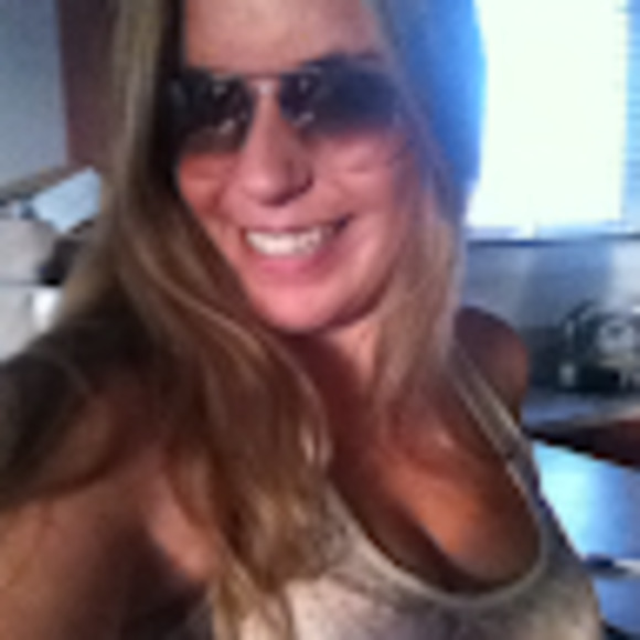 Meet your Posher, Rachel - Picture 1 of 1